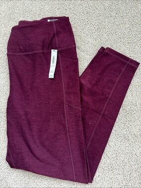 Victoria’s Secret VSX High-Rise Essential Pocket Leggings
